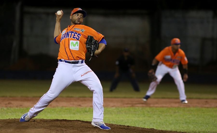 Gigantes de Rivas en busca de la corona del béisbol profesional Managua. Prensa Latina