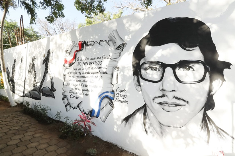 Rinden tributo al Comandante Camilo Ortega Managua. Radio La Primerísima