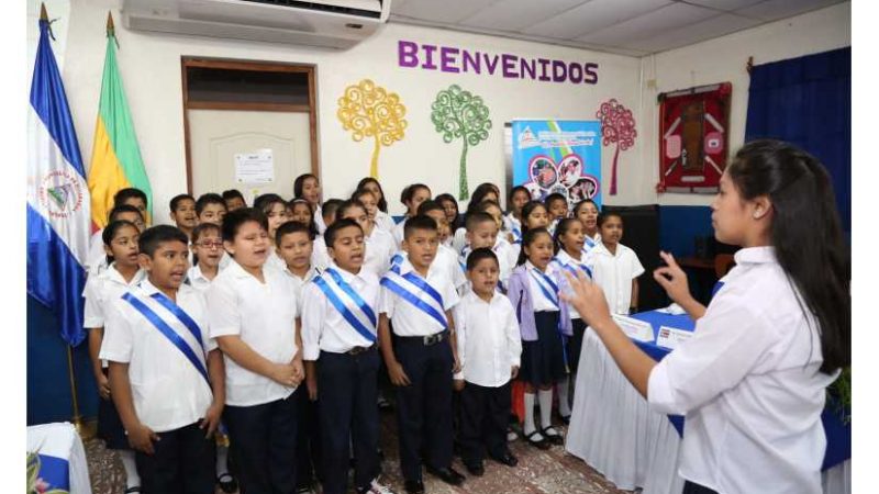 Listos coros estudiantiles en distintos municipios Managua. Radio La Primerísima