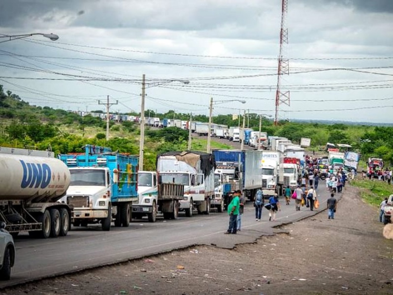 Camioneros esperan acuerdo para agilizar traslado de mercadería Managua. Por Jaime Mejía/Radio La Primerísima