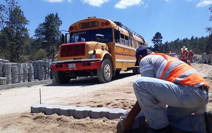 Avanza construcción de carretera Ococona-Santa María Managua. Radio La Primerísima