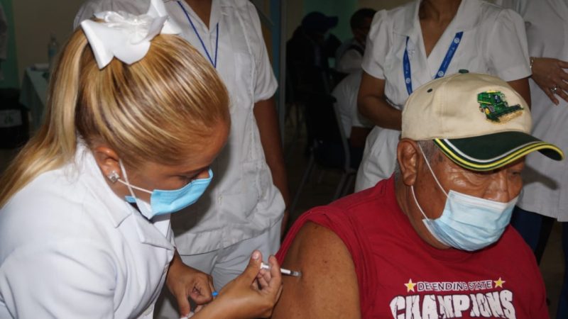 Avanza vacunación anti Covid-19 Managua. Por Libeth González/Radio La Primerísima