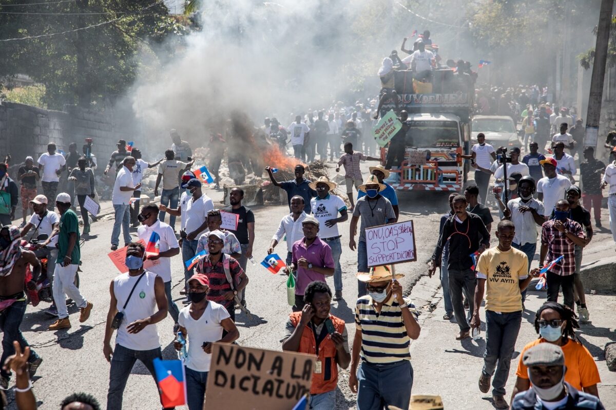 Los «Fantasmas» de Puerto Príncipe: Telesur
