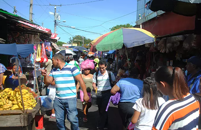 Precios de granos básicos se mantienen en mercado Oriental Managua. Douglas Midence/ Radio La Primerísima
