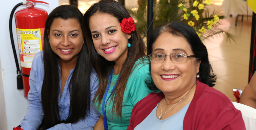 Honramos a las mujeres que tanto pueden y tanto vencen Managua. Por Rosario Murillo, Vicepresidenta de Nicaragua