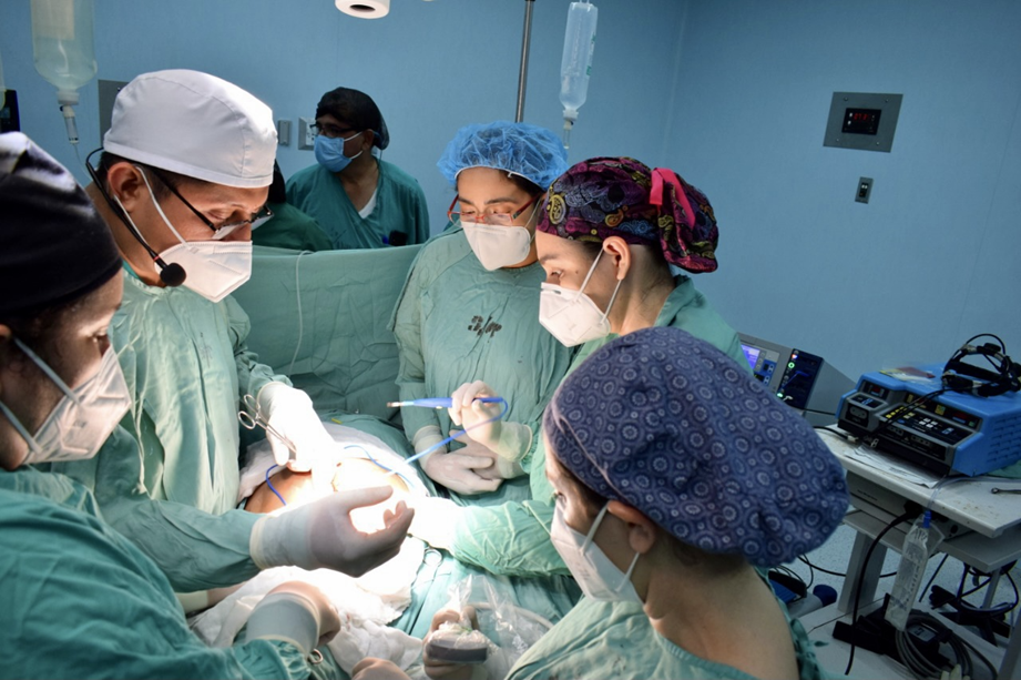 Realizan primera cirugía fetal en vientre materno Managua. Radio La Primerísima