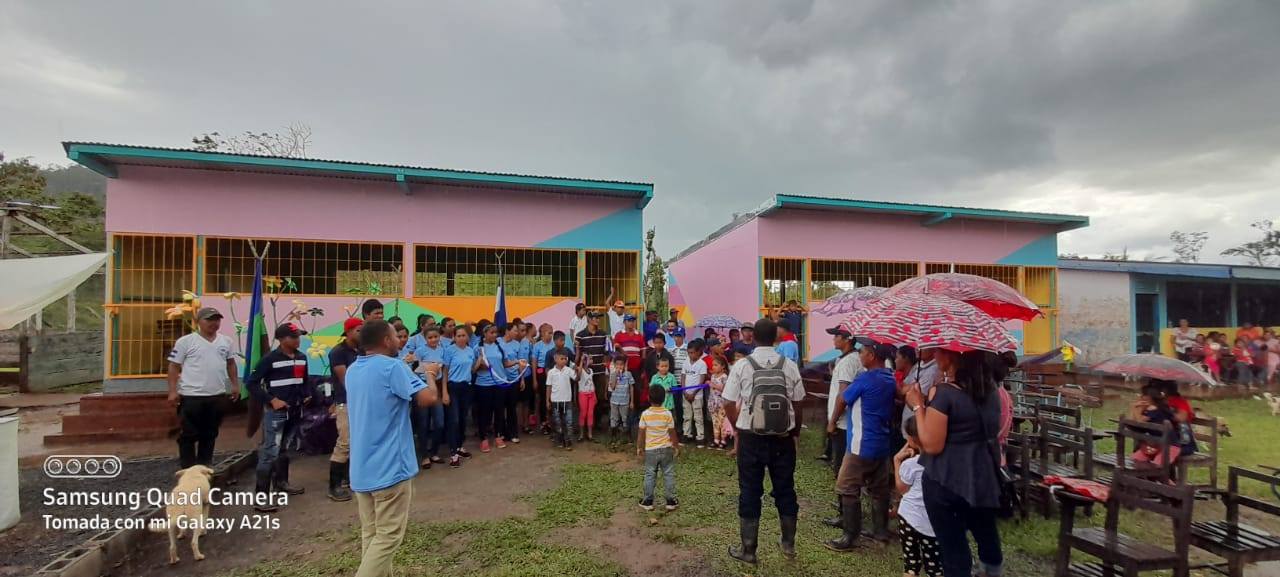 Lista nueva escuela en Siuna Managua. Radio La Primerísima