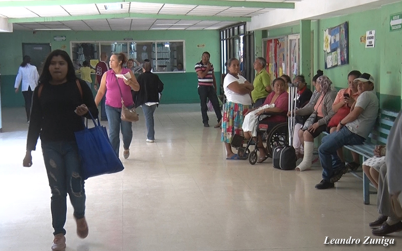 Residentes del Manolo Morales presentan estudios médicos Managua. Radio La Primerísima