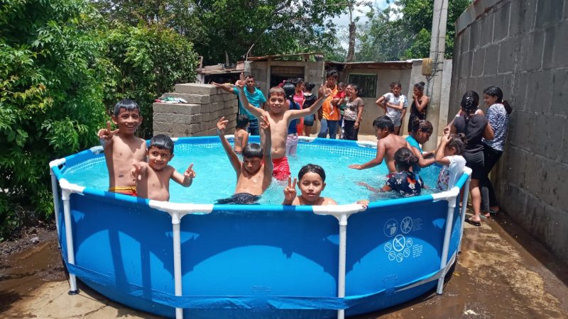 Instalan piscinas para menores en Diriamba Diriamba. Por Manuel Aguilar/Radio La Primerísima