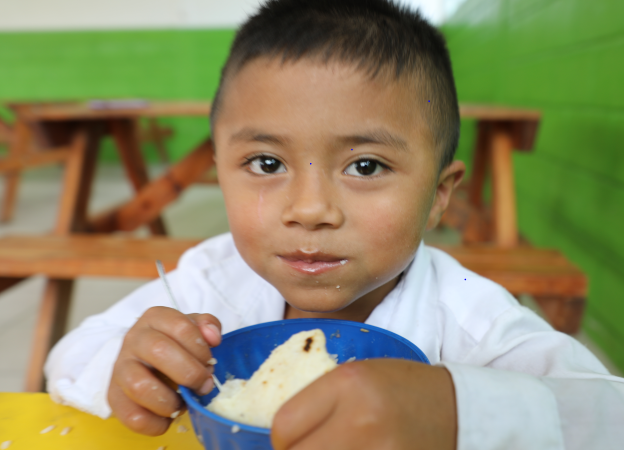 Unión Europea aporta más de 9 millones de dólares a Merienda Escolar Managua. Radio La Primerísima 