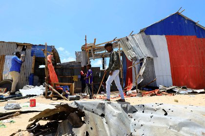 Atentado suicida causa seis muertos en capital de Somalia Mogadiscio. Prensa Latina