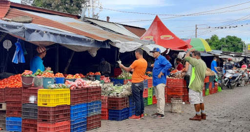 Incrementa comercio en el mercado de Estelí Managua. Radio La Primerísima