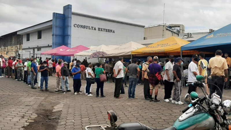Avanza vacunación contra Covid-19 en hospitales Managua. Por Libeth González/Radio La Primerísima