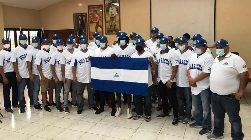 Abanderan a la Selección de Béisbol Managua. Radio La Primerísima