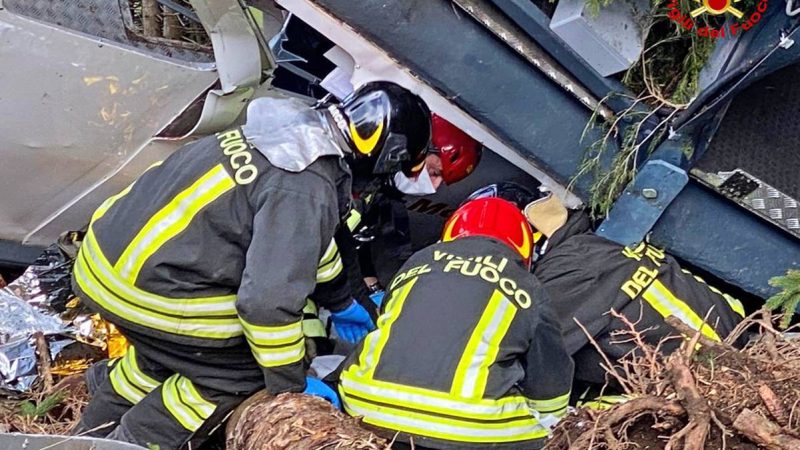 Al menos 14 muertos deja accidente en teleférico en Italia Roma. Telesur