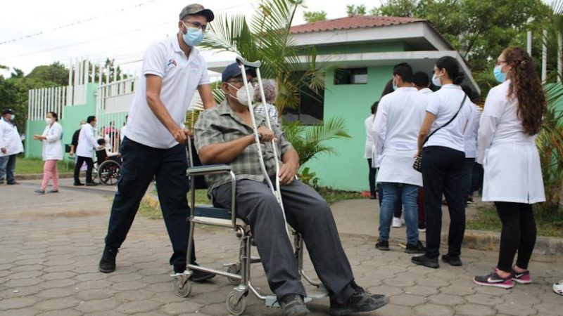 Vacunación voluntaria contra Covid-19 en Estelí Managua. Radio La Primerísima