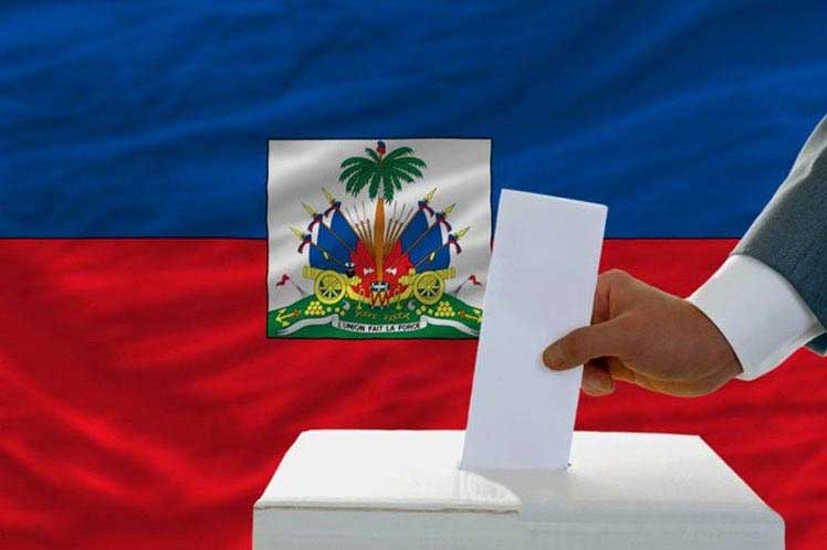 Haití organiza referendo pese a críticas Puerto Príncipe. Prensa Latina