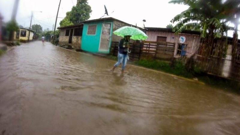 Lluvias anegan zonas del Caribe Sur Managua. Radio La Primerísima