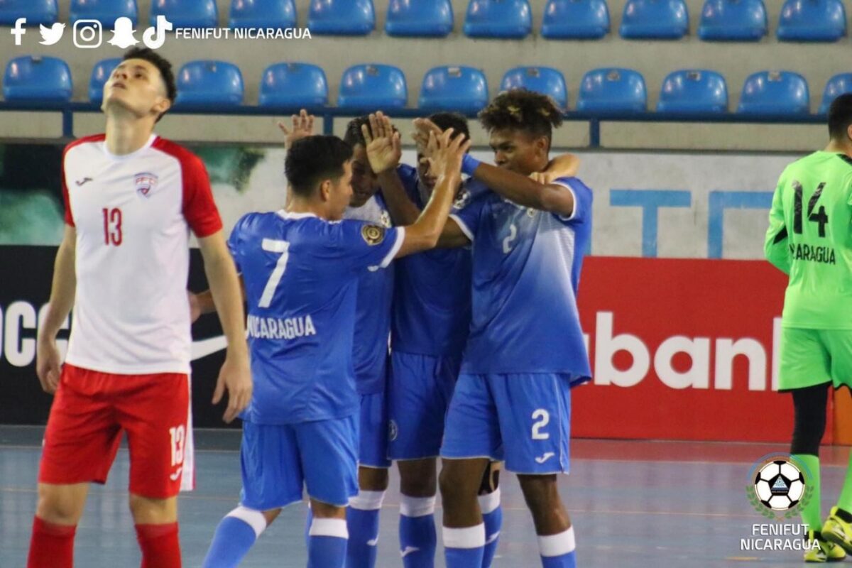 Selección de Nicaragua derrota 4-3 a Cuba Managua. Radio La Primerísima