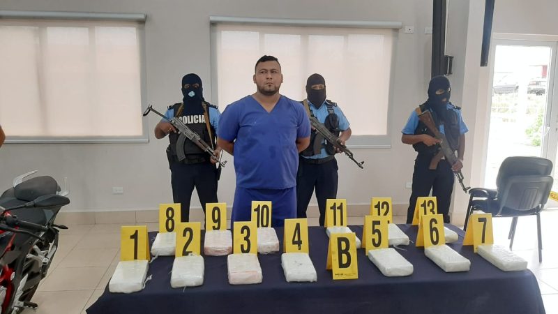 Cae mulero con 13.63 kilos de cocaína Managua. Radio La Primerísima