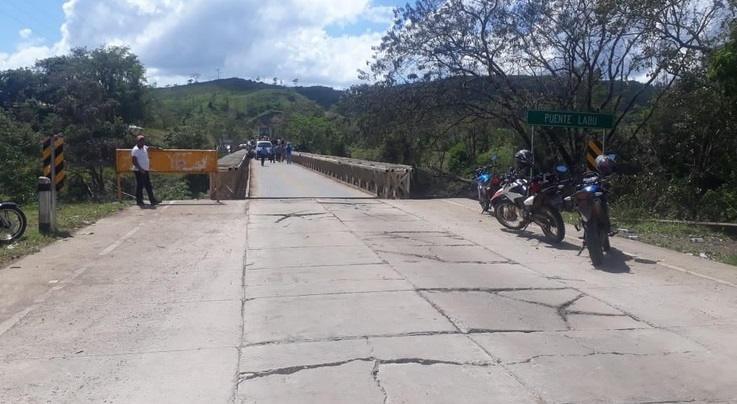 Siguen reparando caminos y puentes en Caribe Norte Managua. Radio La Primerísima