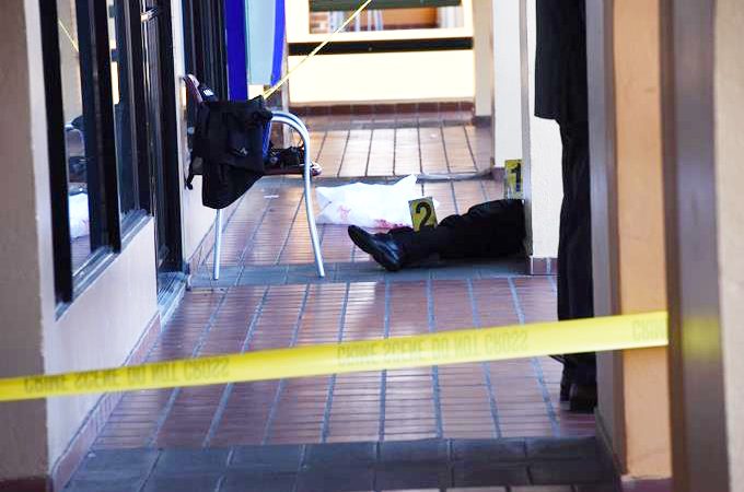 Vigilante se suicida disparándose en León Managua. Radio La Primerísima 