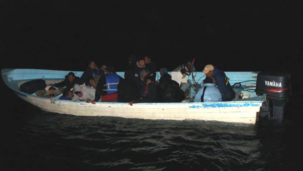 Policía tica busca dos nicaragüenses por tráfico de migrantes San José. Agencias