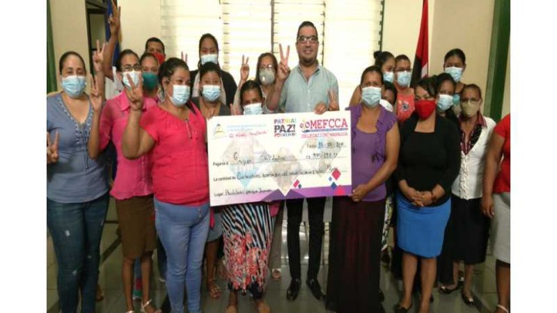 Entregan 491 mil córdobas a emprendedores de Managua Managua. Radio La Primerísima 