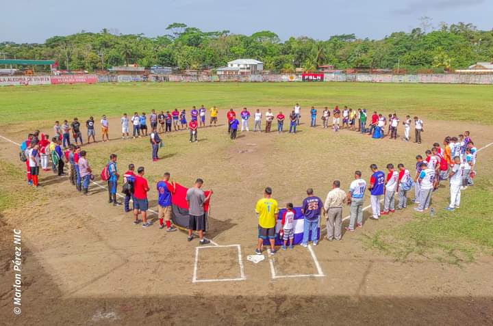 Inauguran torneo de Softbol masculino en Siuna Managua. Radio La Primerísima 