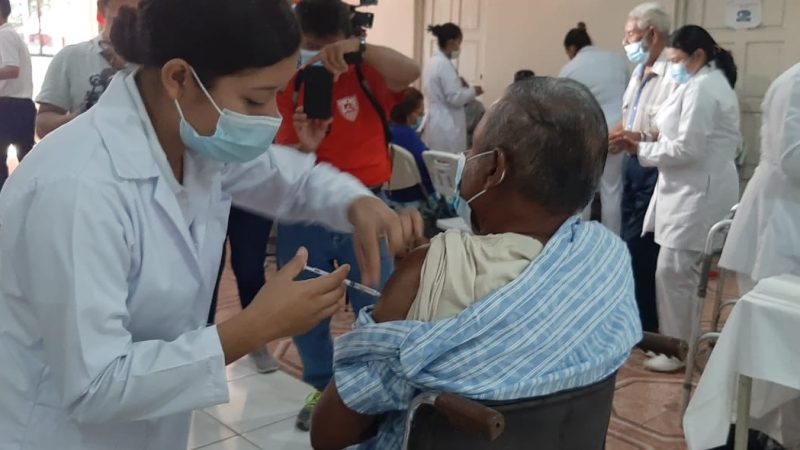 Continuará vacunación contra el coronavirus a mayores de 50 años   Managua. Radio La Primerísima