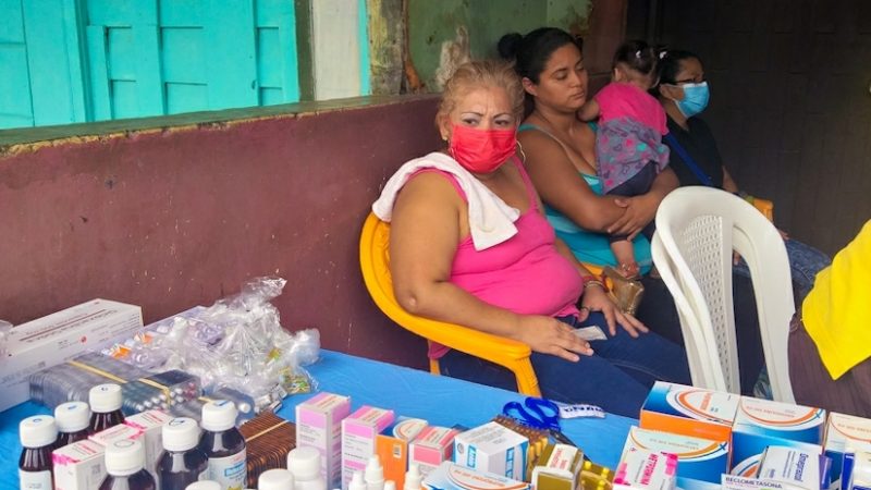 Realizan feria de la salud en barrio Altagracia Managua. Radio La Primerísima 