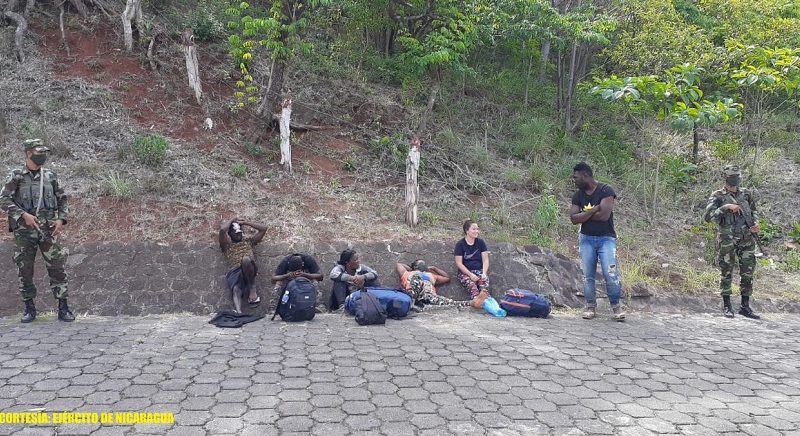 Ejército retuvo a 637 migrantes ilegales Managua. Radio La Primerisima