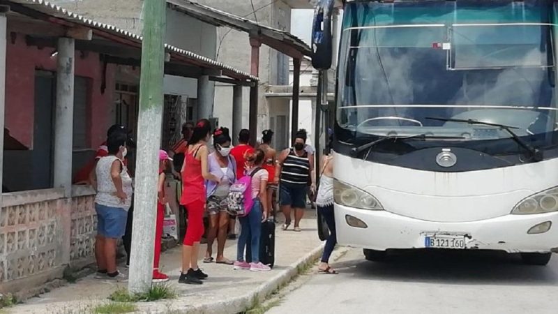 Evacuan a mil 500 cubanos por tormenta Elsa La Habana. Prensa Latina 