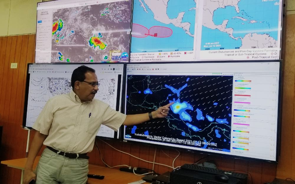 INETER pronostica más lluvias por ingreso de onda tropical Danielka Ruiz. Radio La Primerísima 