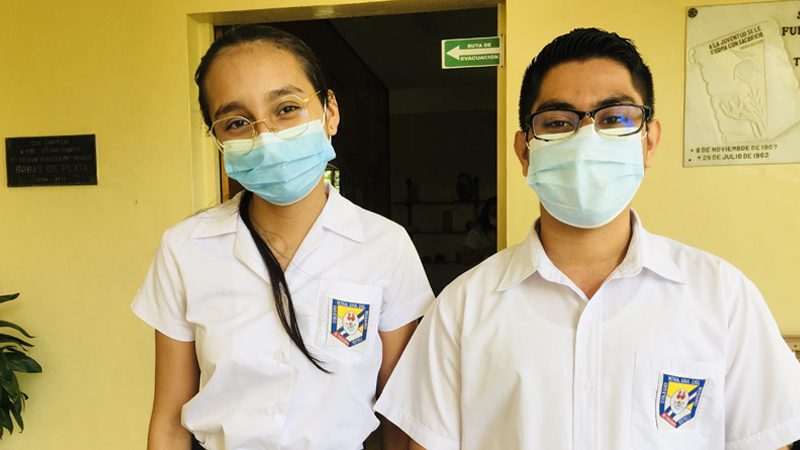 Listos ganadores del concurso de mejores estudiantes en Estelí Managua. Radio La Primerísima