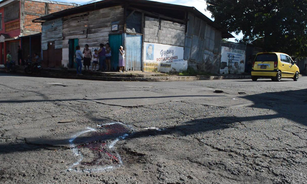 Joven perece arrollado por furgón en Chinandega Managua. Radio La Primerísima