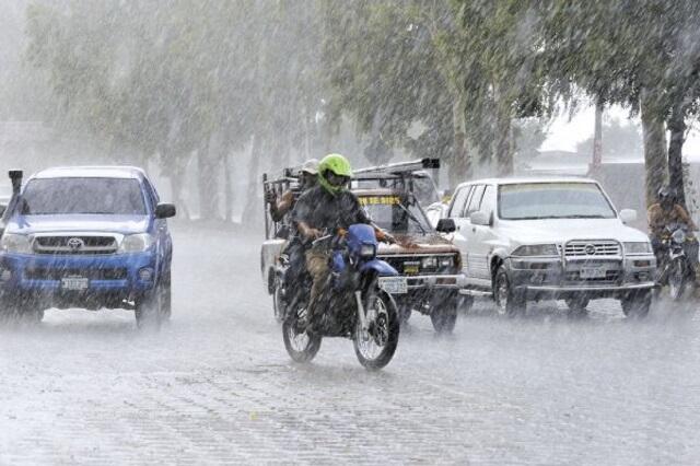 Registran lluvias en cinco municipios Managua. Radio La Primerísima