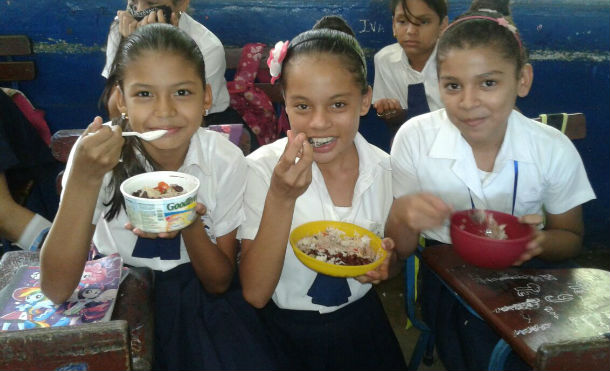 MINED realizará tercer envío de la Merienda Escolar Managua. Radio La Primerísima 
