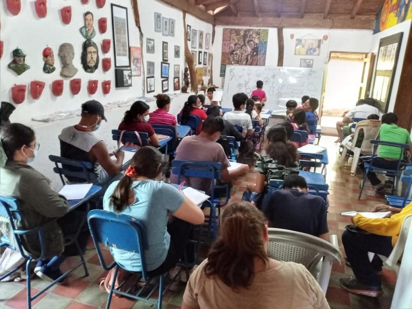 Impulsan el arte con talleres de dibujo en Masaya Managua. Radio La Primerísima