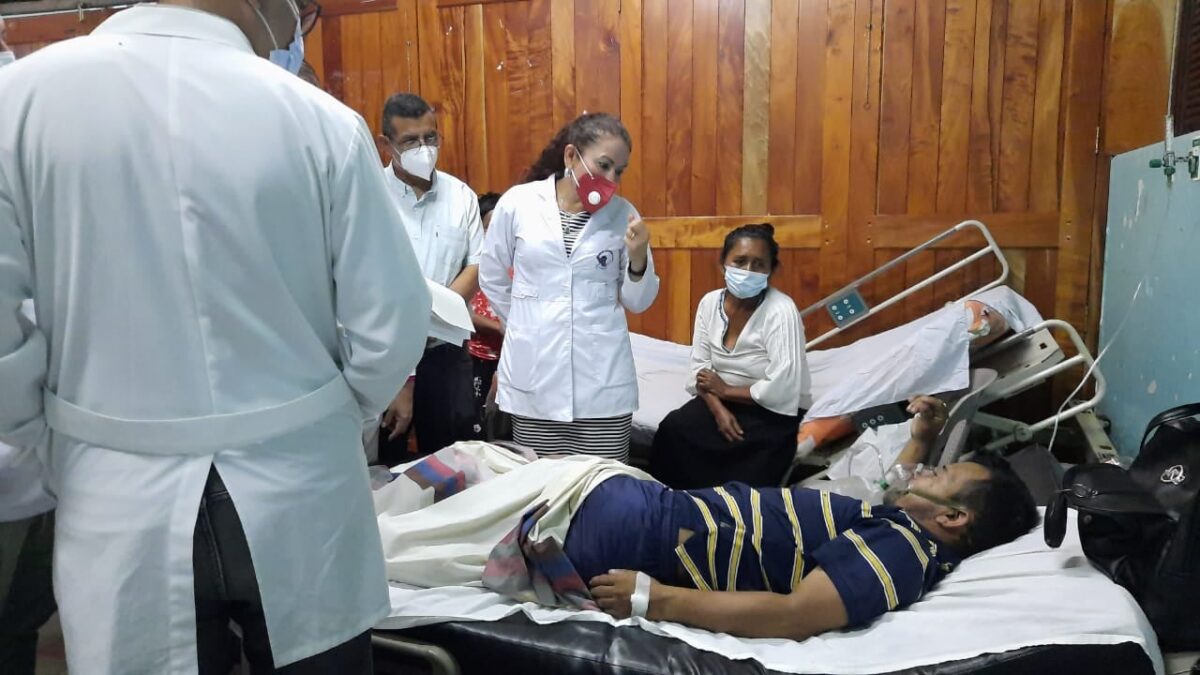 Autoridades de salud visitan el hospital de Ocotal Managua. Radio La Primerísima