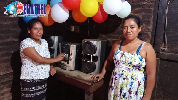 Pobladores de comunidad de Matagalpa estrenan energía eléctrica   Managua: Prensa ENATREL