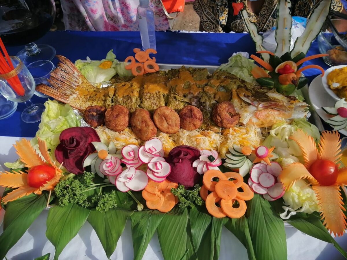 Pescado al horno gana concurso gastronómico en Bluefields Managua. Radio La Primerísima