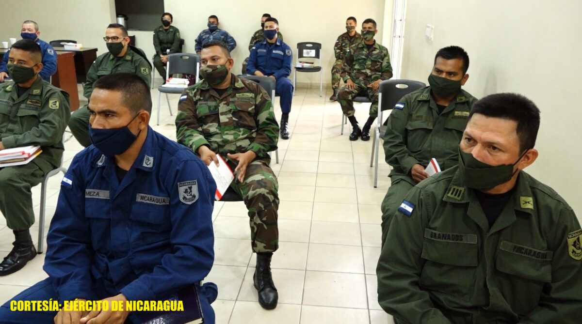Efectivos militares se forman en derechos humanos Managua. Radio La Primerísima