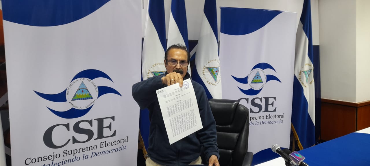 CSE cancela personería jurídica a CxL y cédula a Kitty Monterrey Managua. Radio La Primerísima