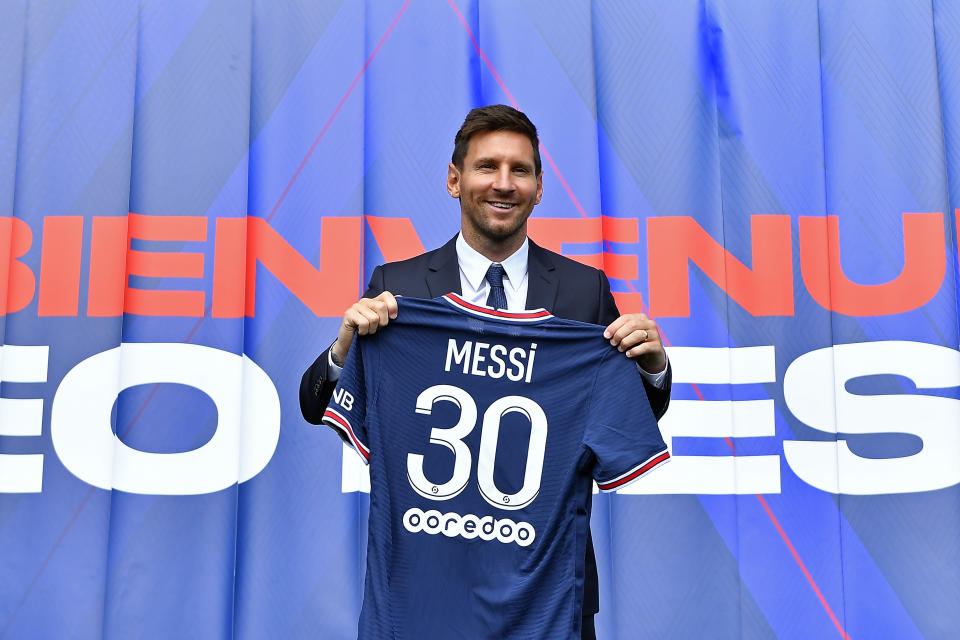 Messi jugará con el número 30 en su camiseta Paris. Agencias