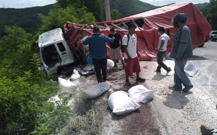 Cuatro lesionados tras accidente en Cuesta El Plomo Managua. Radio La Primerísima