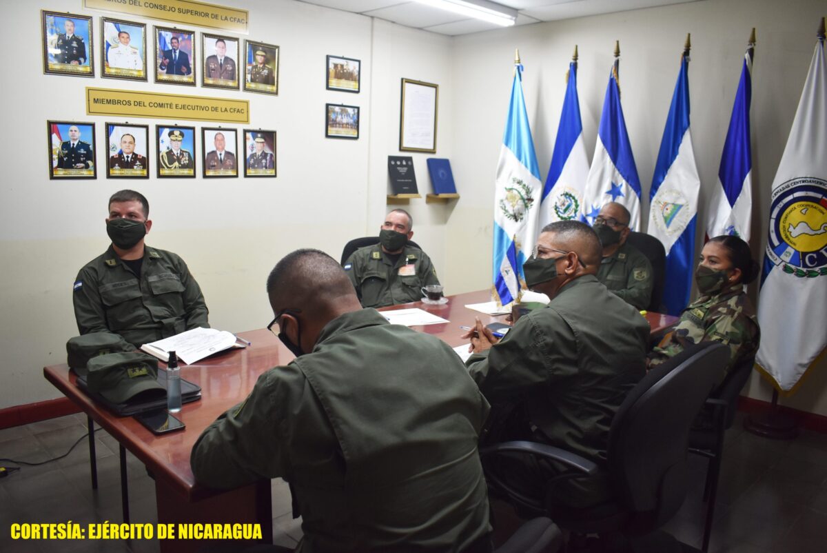 Promueven especialización en educación militar Managua. Radio La Primerísima