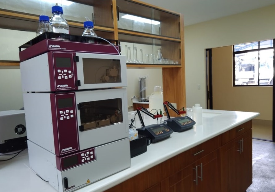 Instalan moderno laboratorio para monitorear calidad del agua Managua. Radio La Primerísima