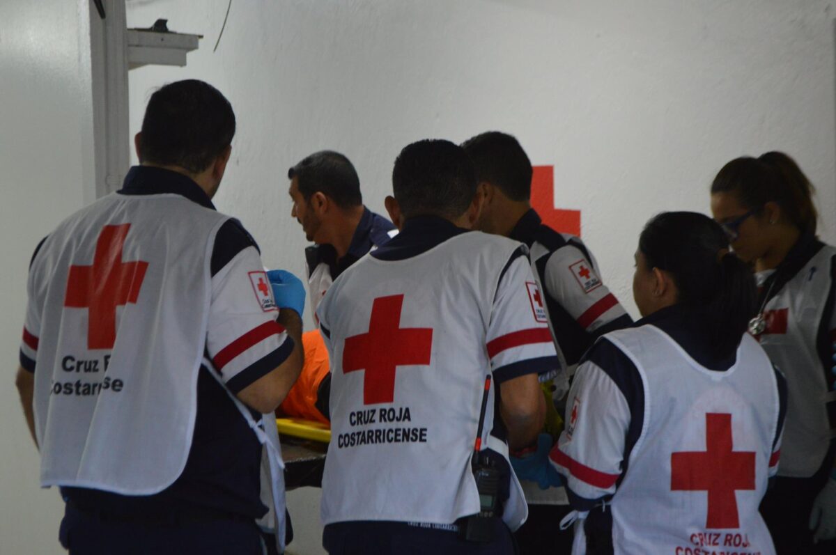 Nicaragüenses resultan heridos tras pelear en Costa Rica San José. Diario Extra 