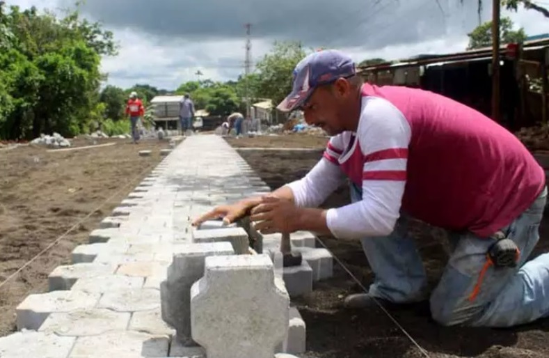 Carretera ayudará al desarrollo en Nueva Guinea Managua. Radio La Primerísima